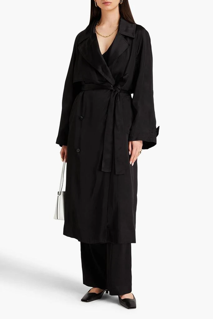 商品Loulou Studio|Belted satin trench coat,价格¥2497,第2张图片详细描述