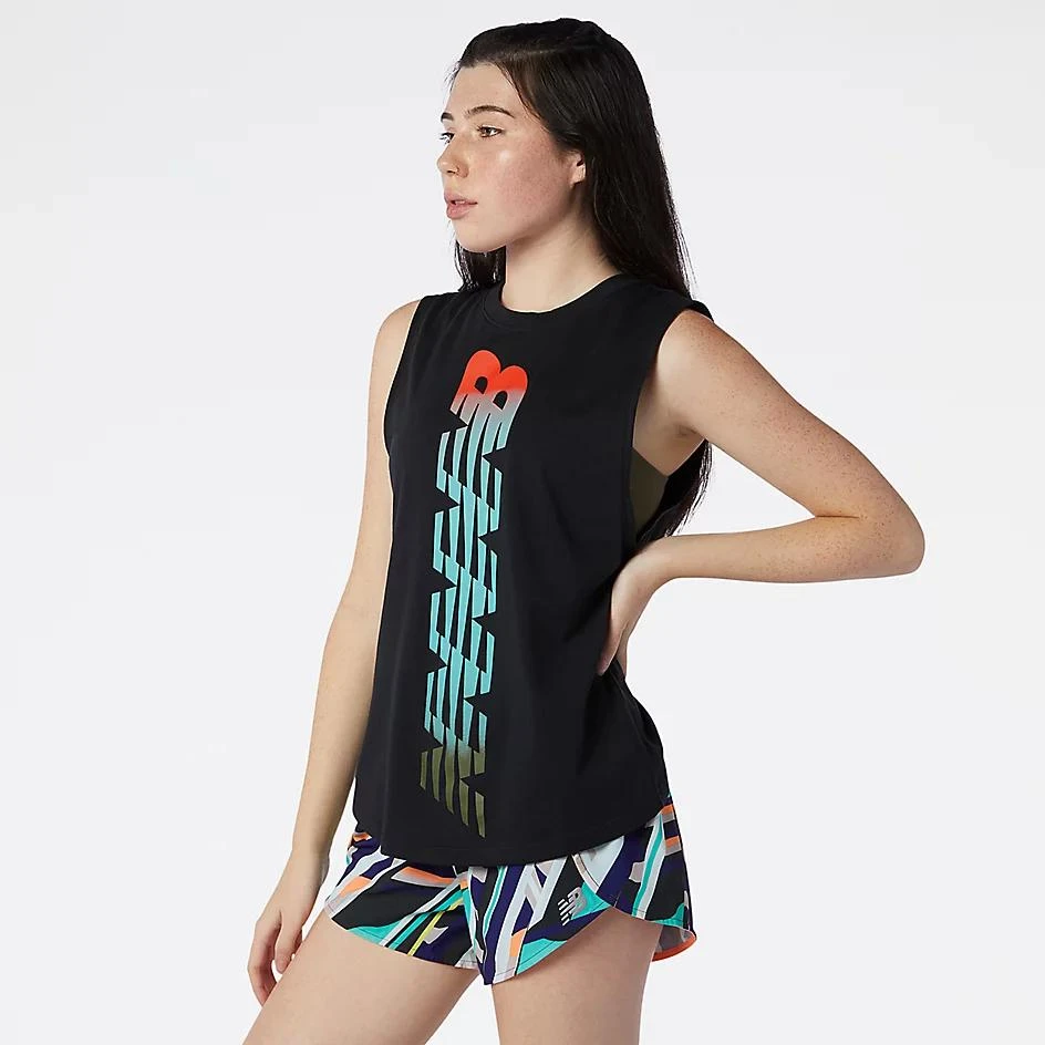 商品New Balance|Relentless Cinched Back Graphic Tank,价格¥245,第2张图片详细描述