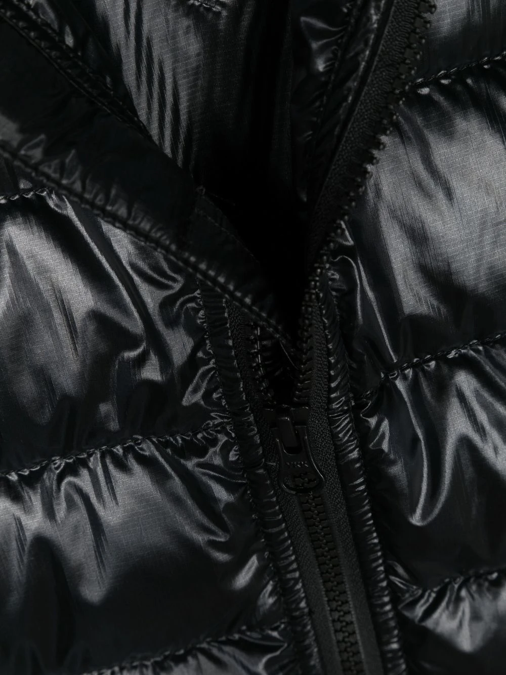 商品【商品预售7天】 Canada Goose|Canada Goose 男童羽绒服 5460YCROFTON61 黑色,价格¥2934,第3张图片详细描述