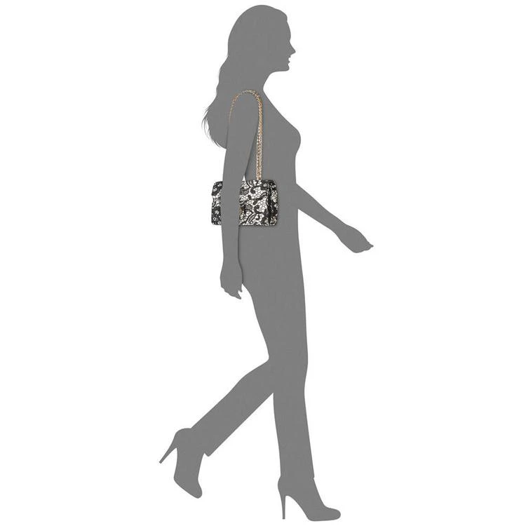 商品Betsey Johnson|Lady Lace Small Chain Strap Shoulder Bag,价格¥290,第2张图片详细描述