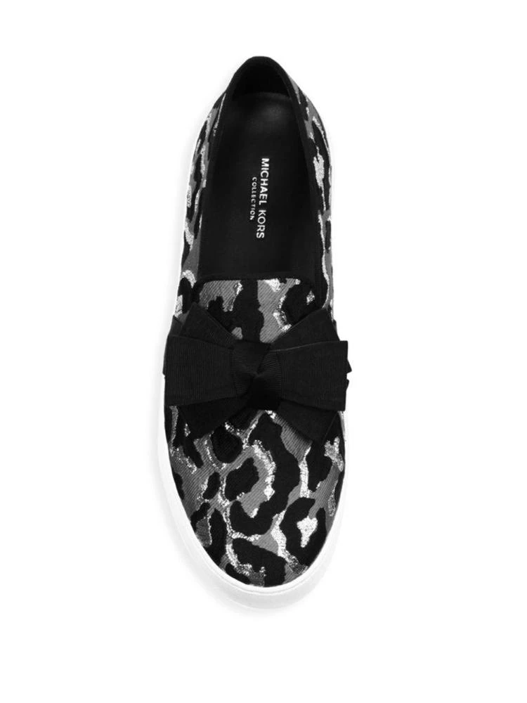 商品Michael Kors|Michael Kors Collection - Val Velvet Sneakers,价格¥619,第4张图片详细描述