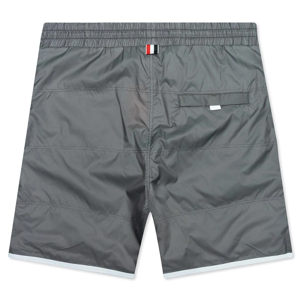 商品Thom Browne|Thom Browne Track Shorts w/ Jersey Lining in Quilted Ripstop - Silver,价格¥7460,第2张图片详细描述