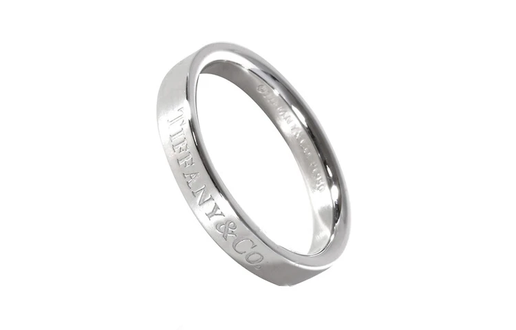 商品[国内直发] Tiffany & Co.|蒂芙尼 Tiffany & Co.® 系列 字母Logo 铂金 戒指 男女同款情侣款,价格¥6213,第4张图片详细描述