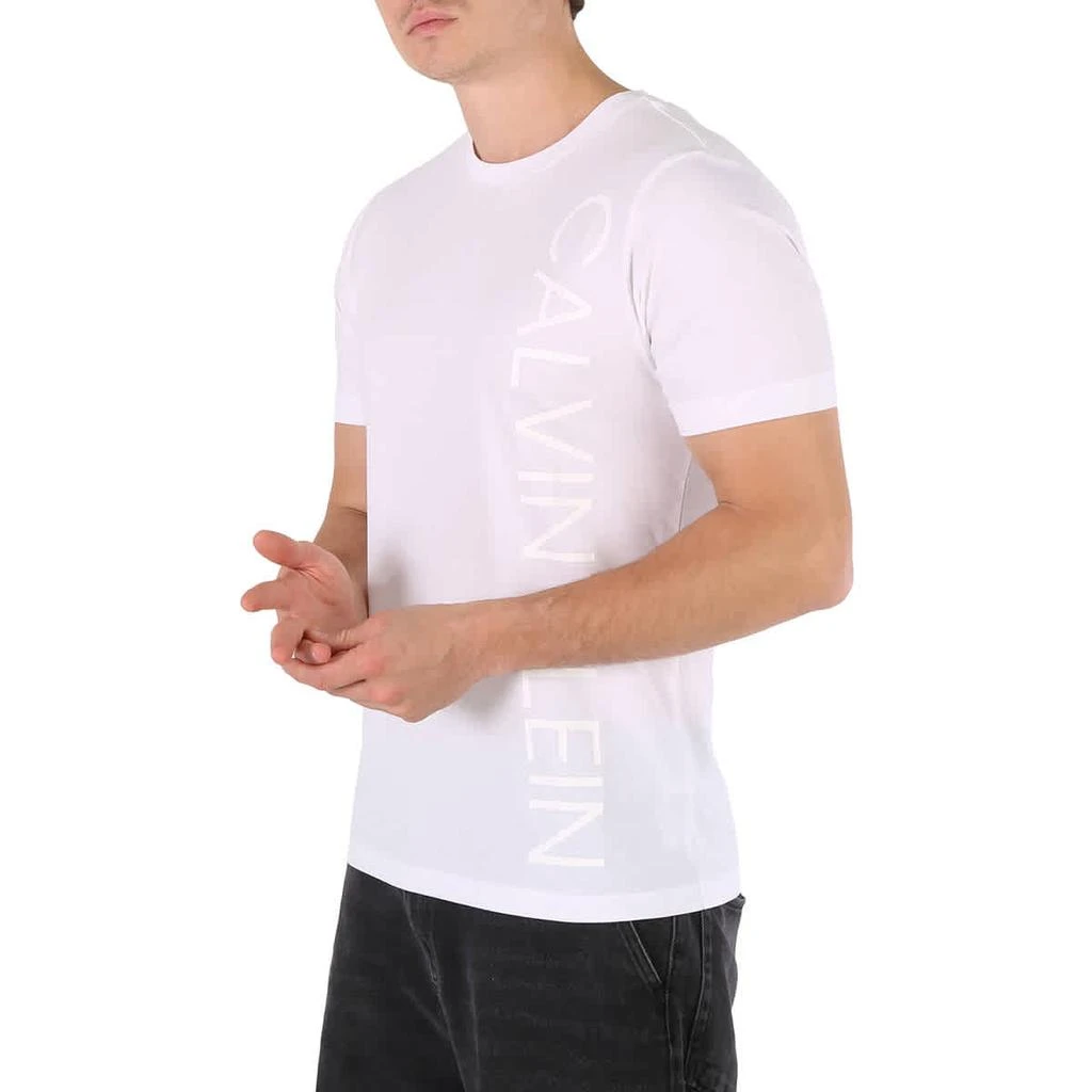 商品Calvin Klein|Men's Vertical Logo Knit Casual T-Shirt in White,价格¥290,第3张图片详细描述