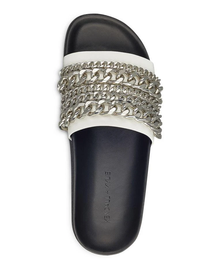 商品KENDALL and KYLIE|Women's Shiloh Chain Pool Slide Sandals,价格¥454,第3张图片详细描述