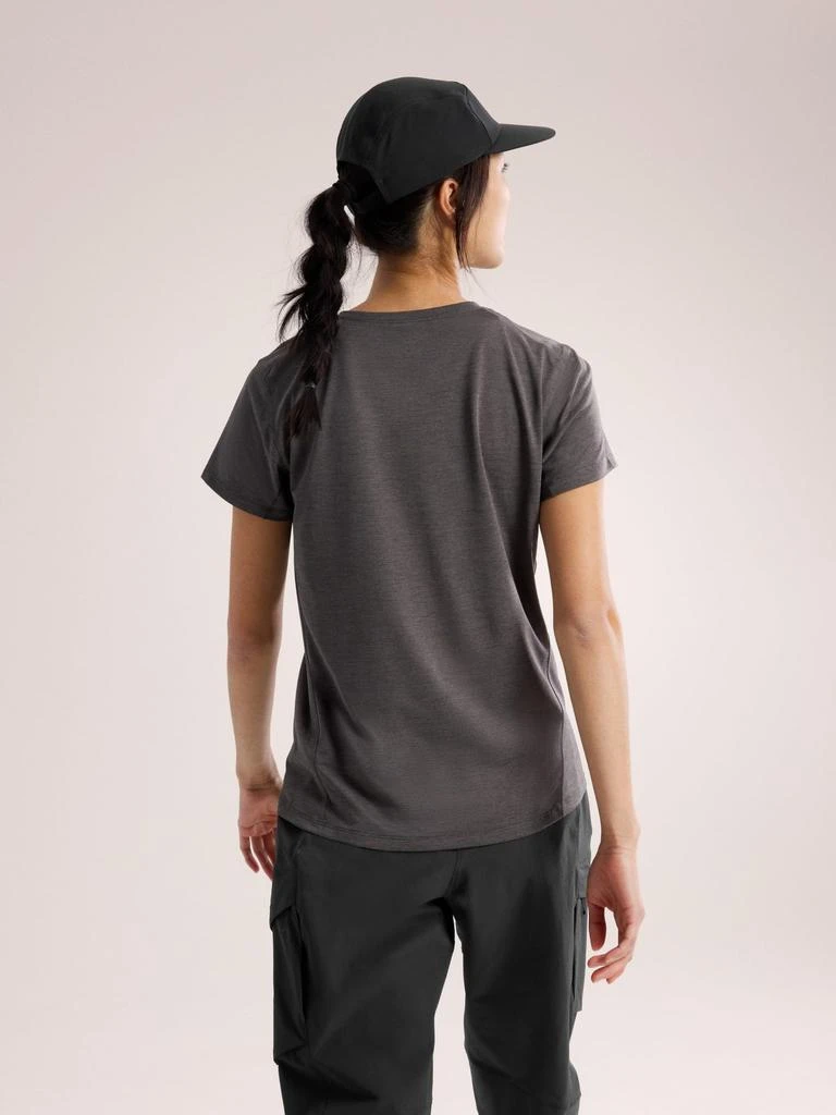 始祖鸟女款圆领短袖衫 Taema Crew Neck Shirt SS | 高性能排汗上衣 商品