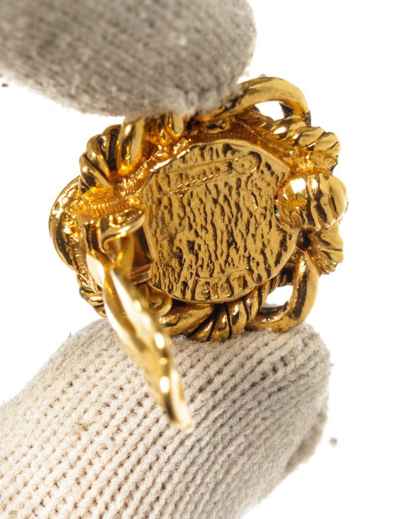 商品[二手商品] Chanel|Chanel Gold Round Pearl Chain Earrings,价格¥7127,第6张图片详细描述