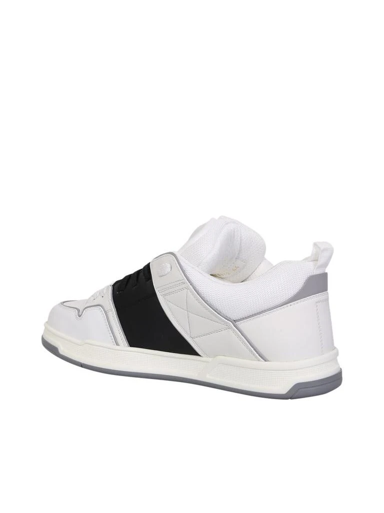 商品Valentino|VALENTINO GARAVANI OPEN SKATE SNEAKERS BY VALENTINO GARAVANI. INSPIRED BY THE CLASSIC OPEN SHOE, THIS SNEAKER BOASTS A NEW AND CASUAL LOOK,价格¥6772,第3张图片详细描述