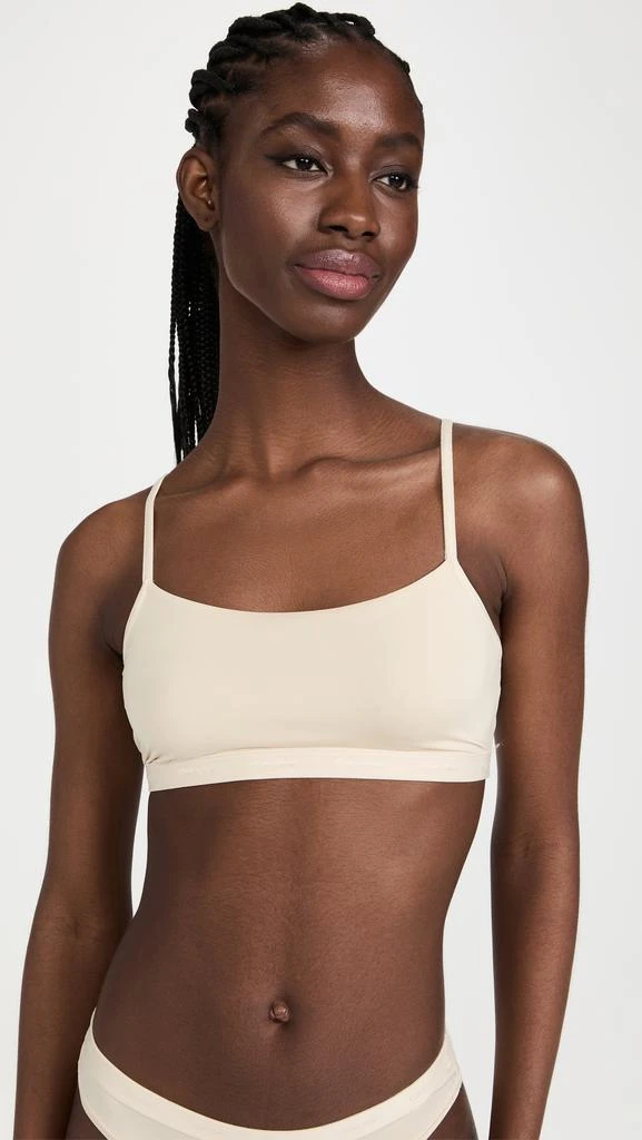 商品Calvin Klein|Calvin Klein Underwear 无里衬休闲文胸,价格¥118,第2张图片详细描述