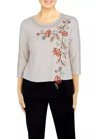 商品Alfred Dunner|Dunner Second Nature Floral Yoke Crochet Trim Knit Top,价格¥179,第1张图片