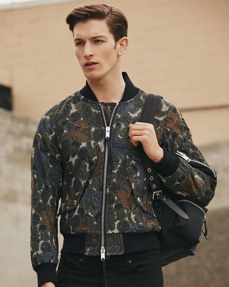 商品Burberry|Archer Beast Bomber Jacket,价格¥4221,第3张图片详细描述