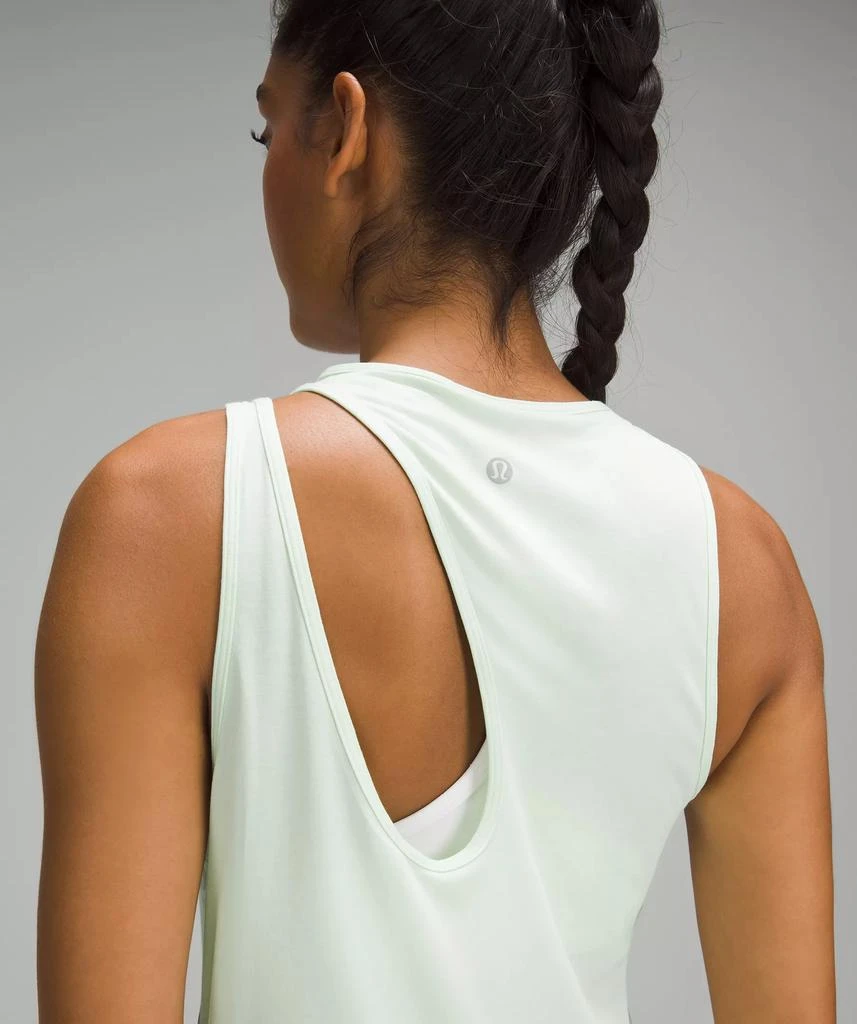 Shoulder Cut-Out Yoga Tank Top 商品