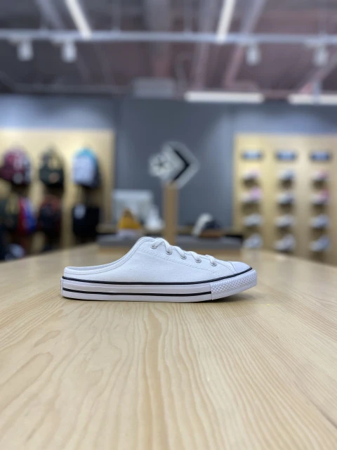 商品Converse|【韩国直邮|包邮包税】匡威 CHUNK TAYLOR ALL STAR DANITY MUL 白色 帆布鞋 567946C,价格¥344,第1张图片