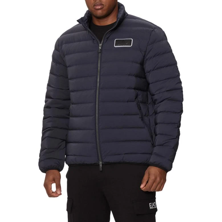商品[国内直发] Emporio Armani|阿玛尼 EA7 纯色徽标贴片立领拉链长袖羽绒服 男款 海军蓝,价格¥1718,第4张图片详细描述