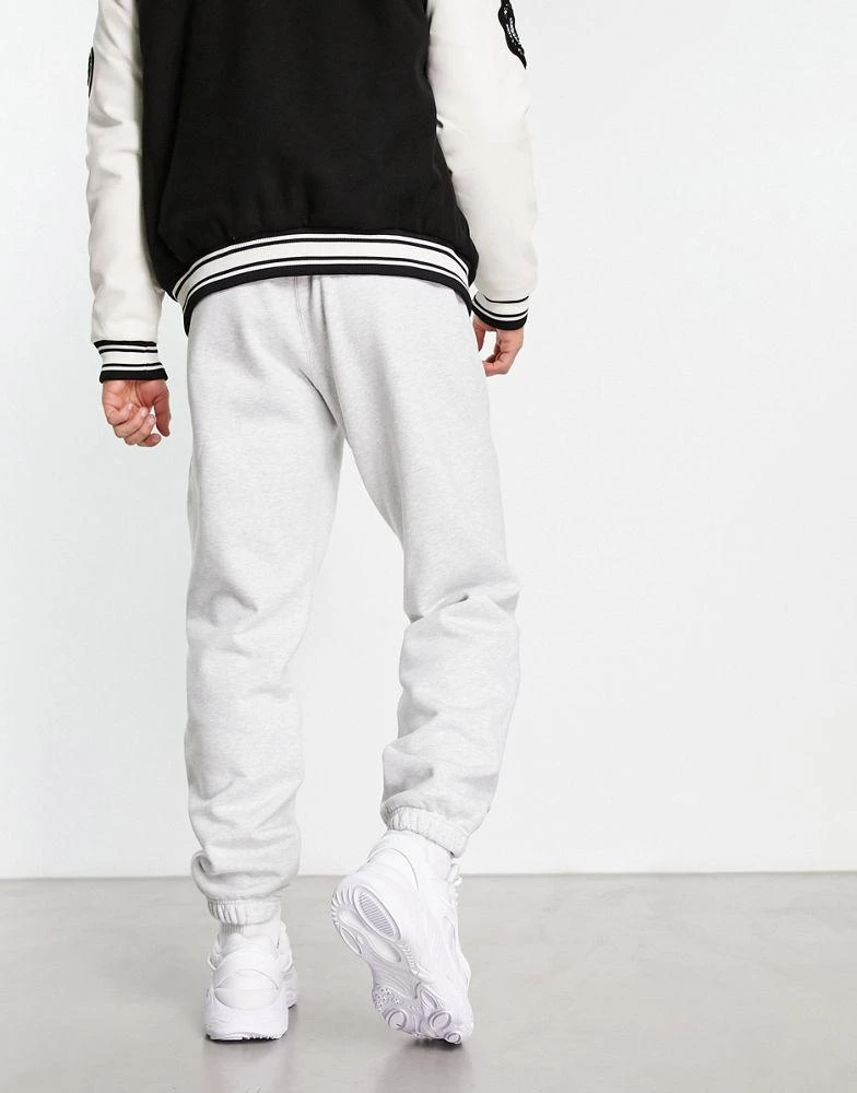 商品Adidas|adidas Originals trefoil essentials joggers in light grey,价格¥768,第4张图片详细描述