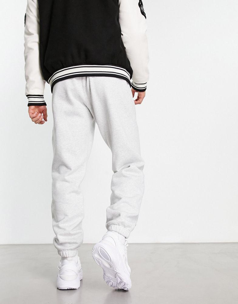 商品Adidas|adidas Originals trefoil essentials joggers in light grey,价格¥702,第6张图片详细描述
