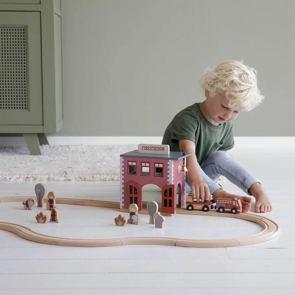 商品The Hut|Little Dutch Railway Train Extension - Firestation,价格¥246,第4张图片详细描述