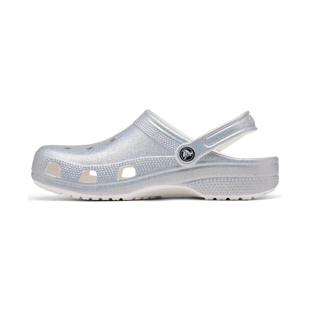 商品Crocs|Women's Classic Glitter Clogs from Finish Line,价格¥338,第3张图片详细描述