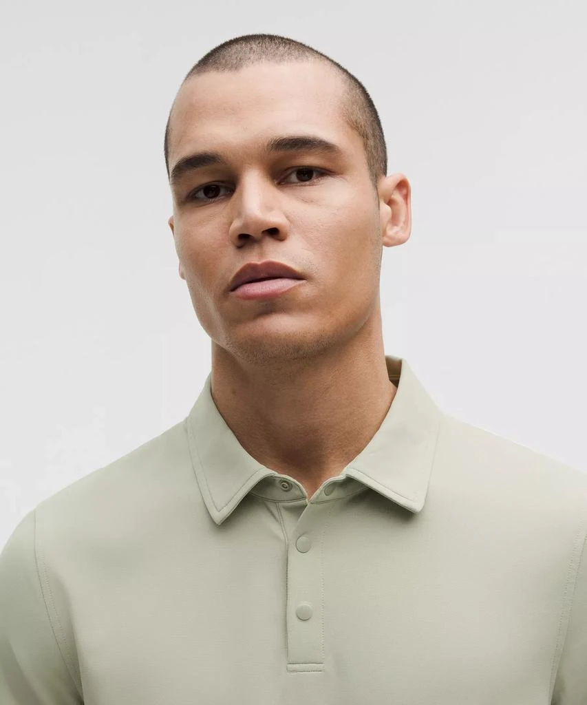 Men's ShowZero™ Classic-Fit Polo Shirt 商品