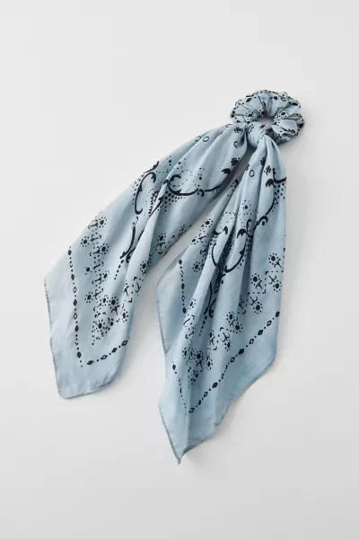 商品Urban Outfitters|Bandana Handkerchief Scrunchie,价格¥75,第1张图片