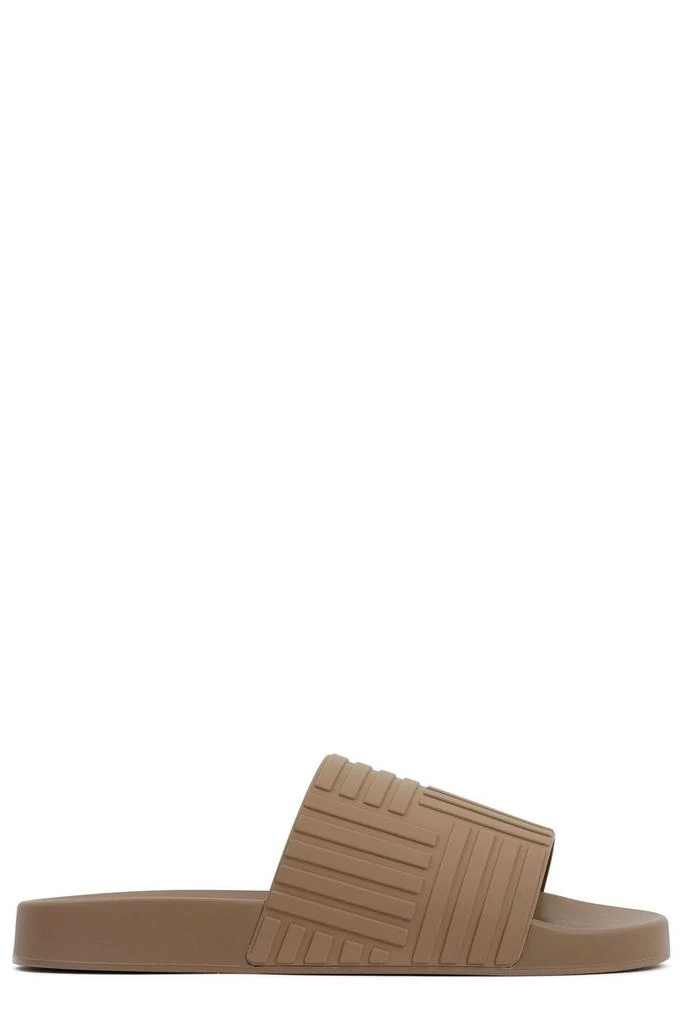 商品Bottega Veneta|Bottega Veneta Embossed Open-Toe Slides,价格¥1794,第1张图片