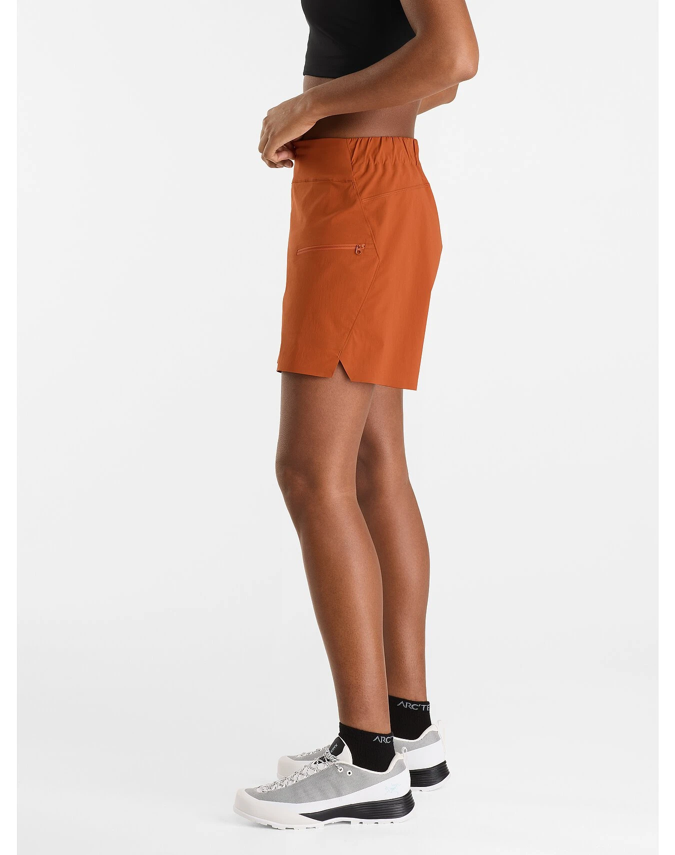 商品Arc'teryx|Arc'teryx 女士户外冲锋裤 X000007095FIKA 棕色,价格¥886,第4张图片详细描述