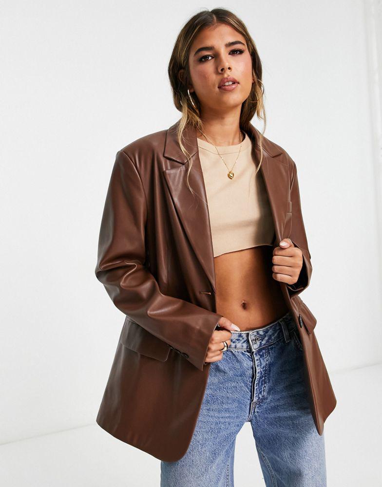 Bershka oversized faux leather blazer in brown商品第1张图片规格展示