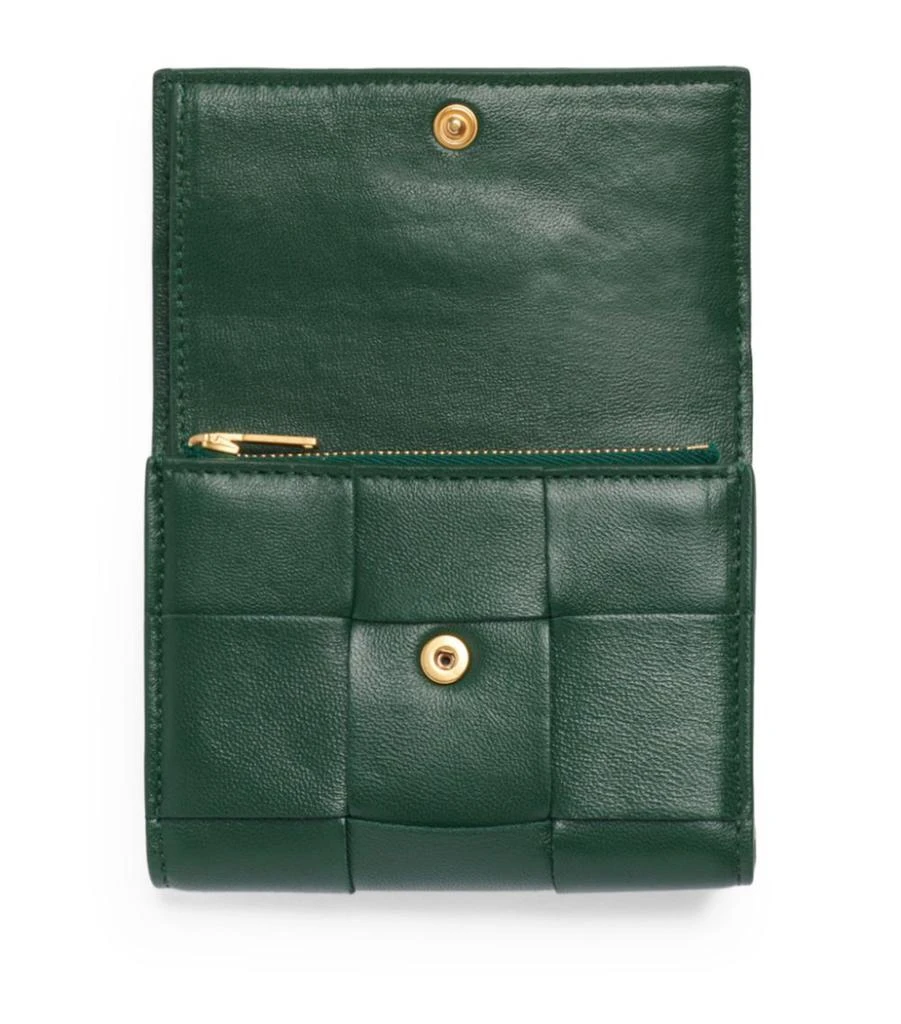 商品Bottega Veneta|Leather Intreccio Trifold Wallet,价格¥5152,第2张图片详细描述