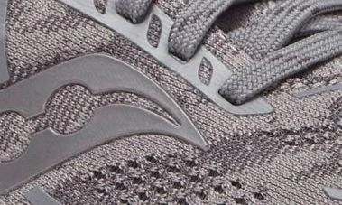Omni 21 Running Shoe 商品
