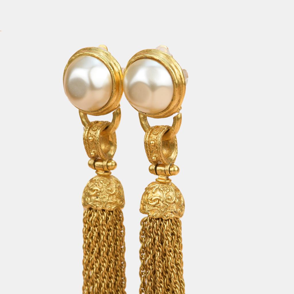 Chanel Vintage 1994 Gold Plated Pearl Fringe Tassel Dangle Clip On Earrings商品第2张图片规格展示