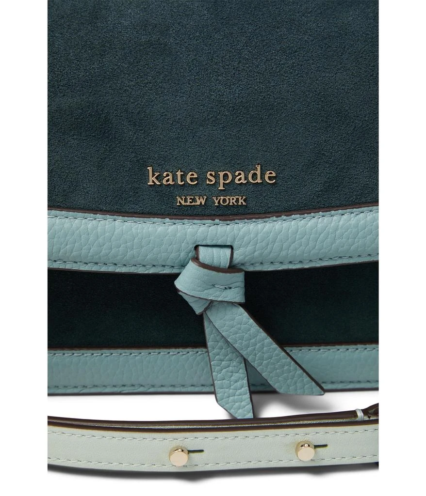 商品Kate Spade|Knott Color-Blocked Pebbled Leather and Suede Leather Flap Crossbody,价格¥1423,第4张图片详细描述