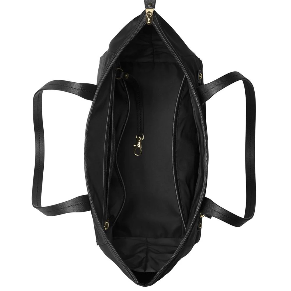 商品Michael Kors|Kelsey 中号尼龙拉链双肩包,价格¥378,第3张图片详细描述