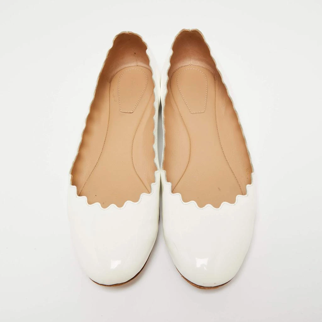 商品[二手商品] Chloé|Chloe White Patent Leather Lauren Scalloped Ballet Flats Size 38.5,价格¥1045,第3张图片详细描述