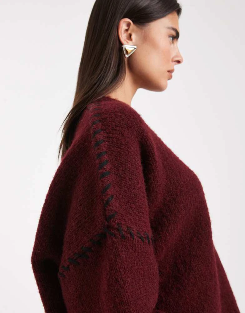 商品ASOS|ASOS DESIGN blanket stitch crew neck jumper in burgundy,价格¥352,第3张图片详细描述