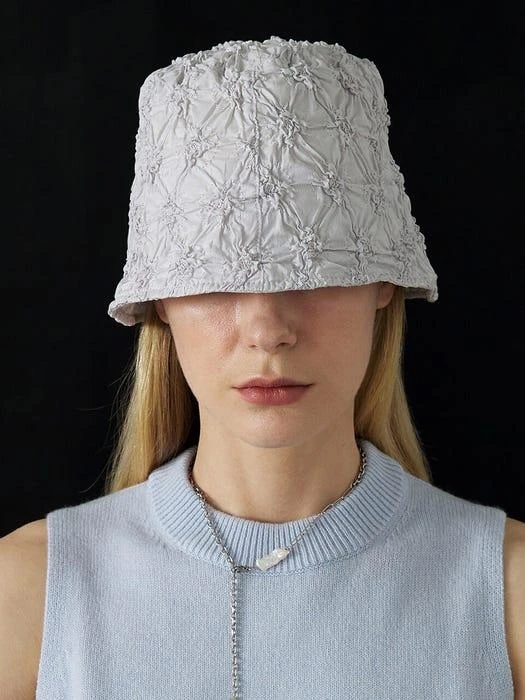 商品UNDERCONTROL STUDIO|Stand Bucket Hat - Flower Embo (Fog Gray),价格¥501,第1张图片