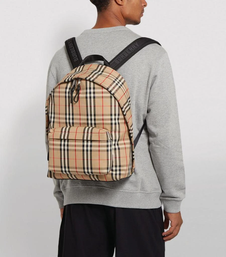 商品Burberry|Vintage Check Backpack,价格¥9994,第2张图片详细描述