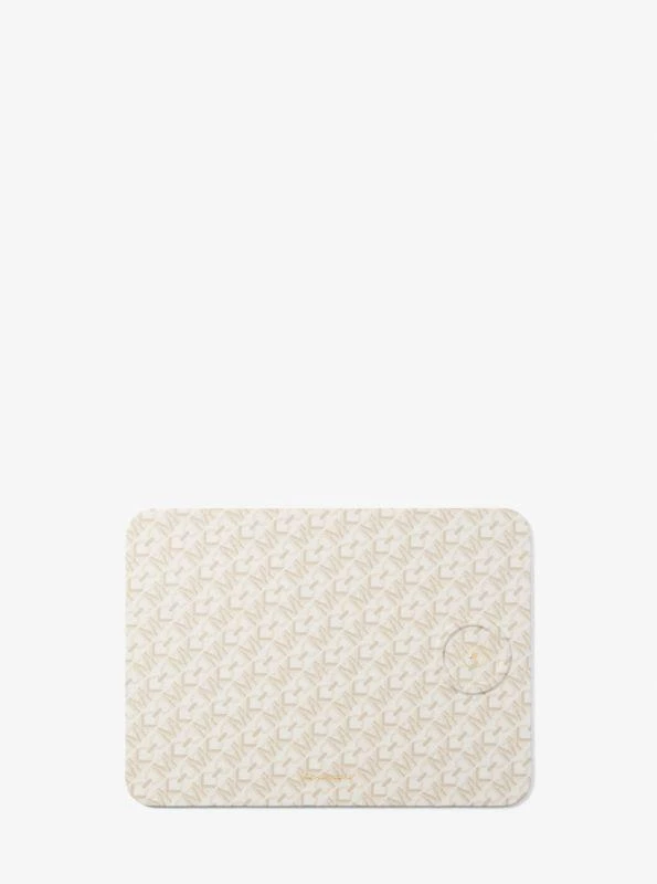 商品Michael Kors|Empire Signature Logo Wireless Charging Mouse Pad,价格¥291,第1张图片