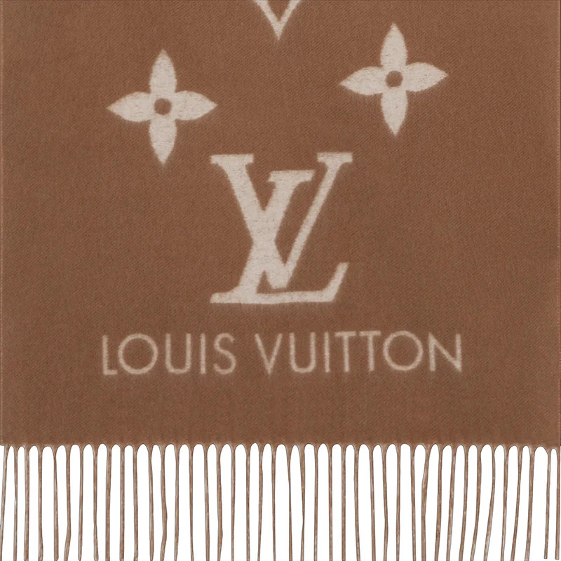 商品Louis Vuitton|预订款2-3周 路易威登 REYKJAVIK系列 女士沙色羊绒老花围巾M76067,价格¥6368,第6张图片详细描述
