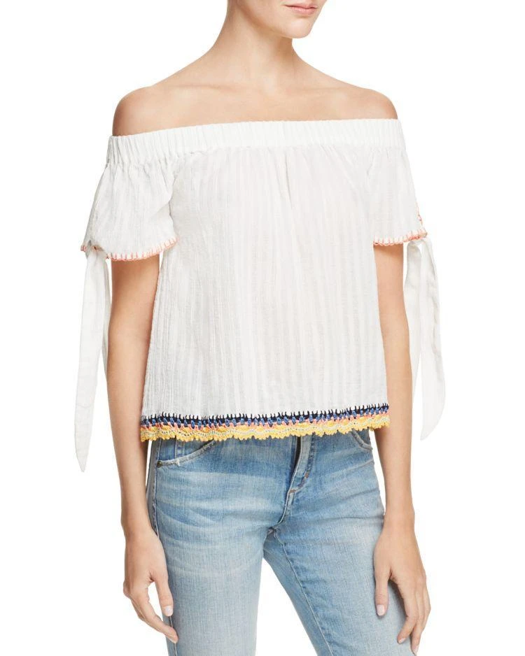 商品Banjara|Off-the-Shoulder Crochet Top,价格¥329,第1张图片