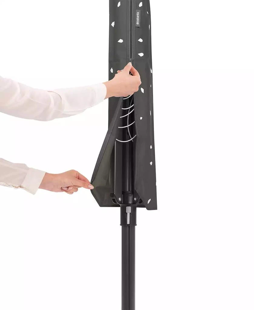 商品Brabantia|Rotary Lift-O-Matic Clothesline - 164', 50 Meter with Metal Ground Spike, Protective Cover, Peg Bag and Wooden Clothespins Set,价格¥1406,第5张图片详细描述