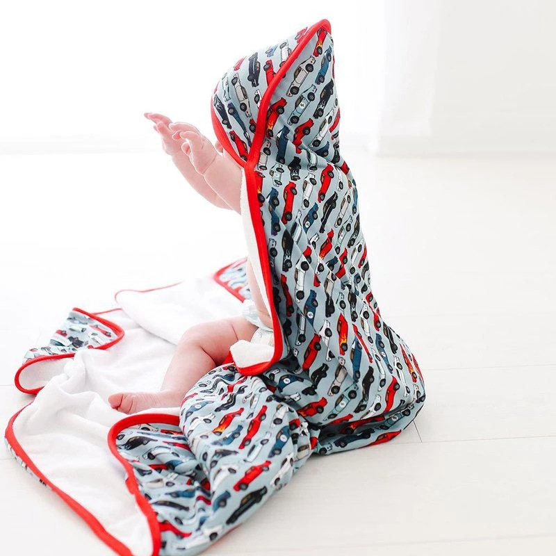 商品Posh Peanut|Miles Hooded Towel,价格¥363,第2张图片详细描述
