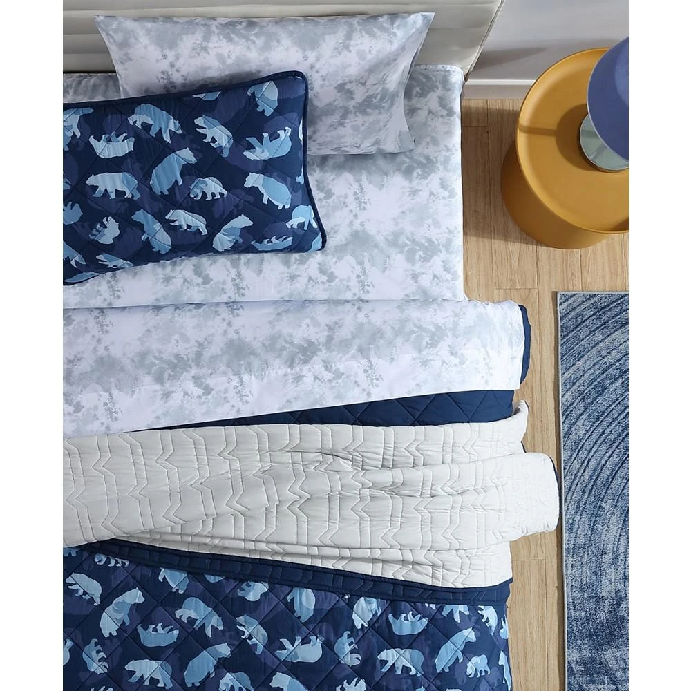 CLOSEOUT! Camp Camo Bear Reversible 3 Piece Quilt Set, Full/Queen 商品