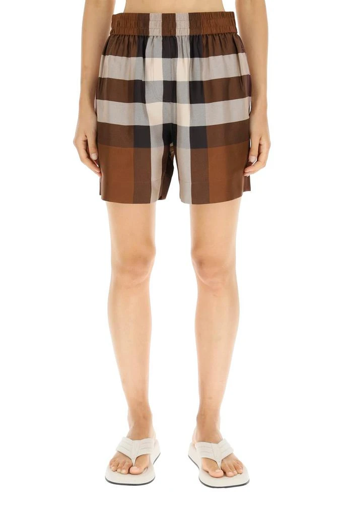 商品Burberry|exploded check silk shorts,价格¥2282,第2张图片详细描述