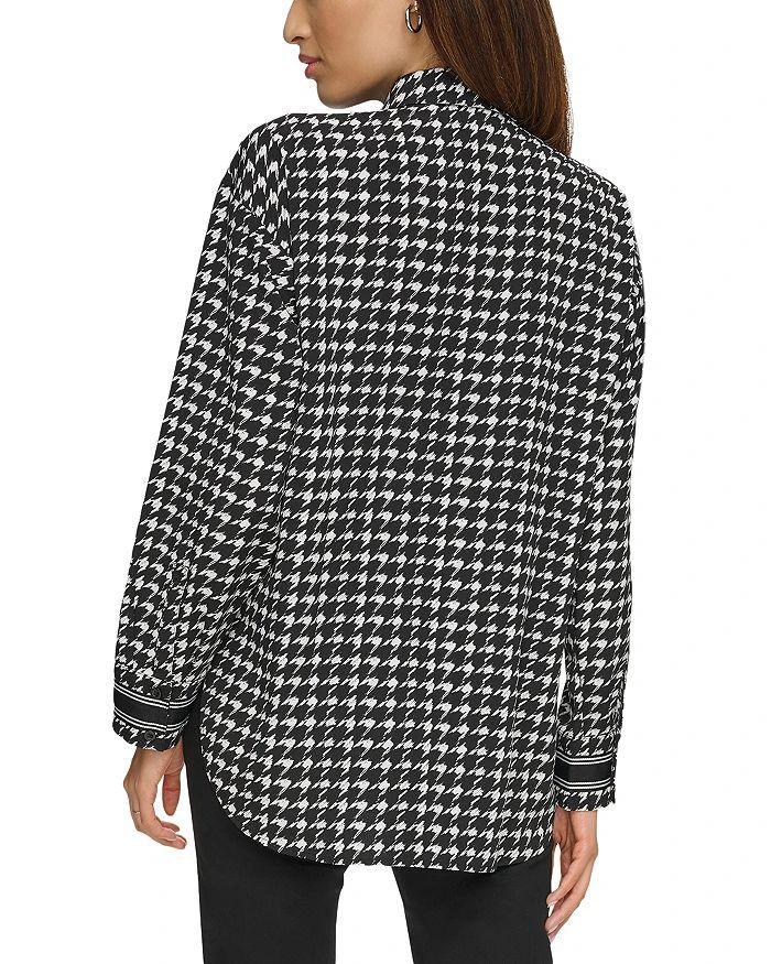 商品Karl Lagerfeld Paris|Houndstooth Print Blouse,价格¥312,第2张图片详细描述