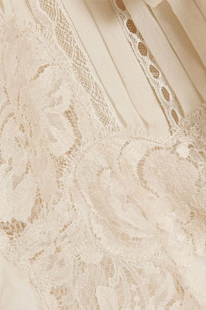 商品Valentino|Pussy-bow lace-paneled silk-chiffon blouse,价格¥16937,第2张图片详细描述