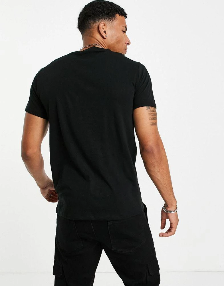 商品Lacoste|Lacoste logo pima cotton t-shirt in black,价格¥502,第2张图片详细描述