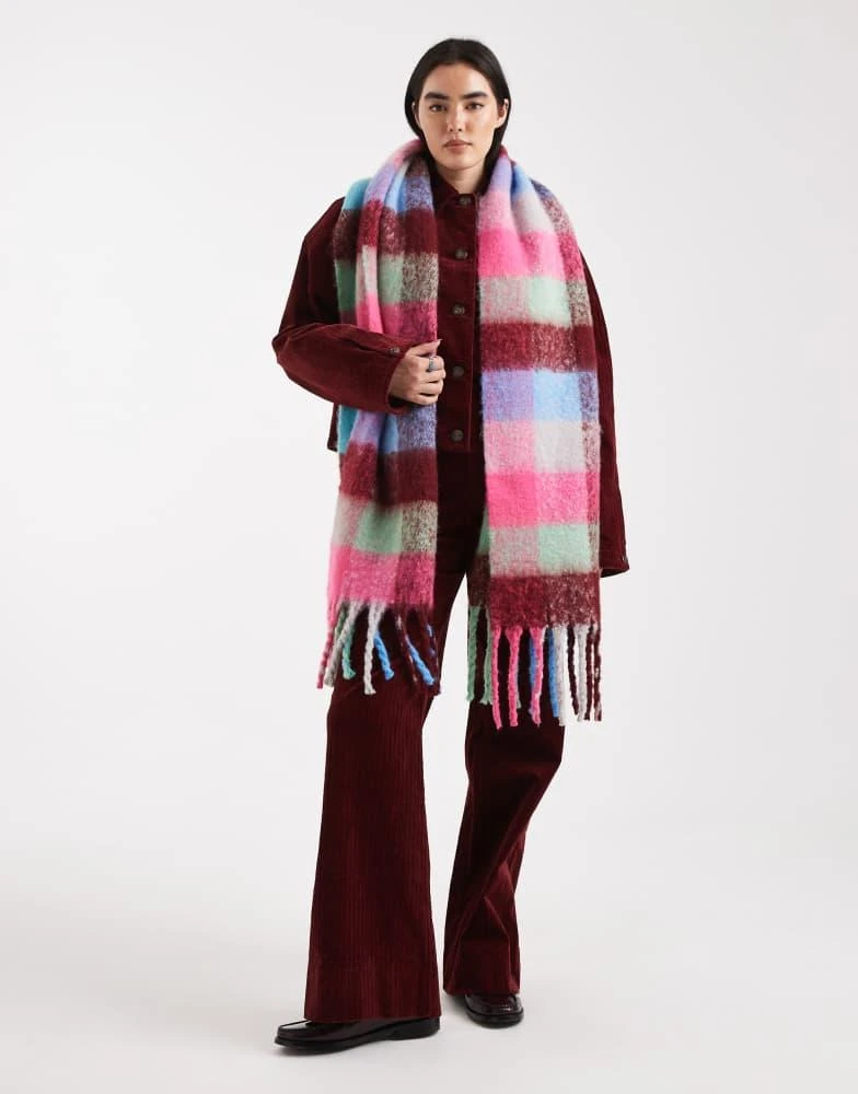 商品Threadbare|Threadbare blanket scarf in multi gingham print,价格¥161,第3张图片详细描述