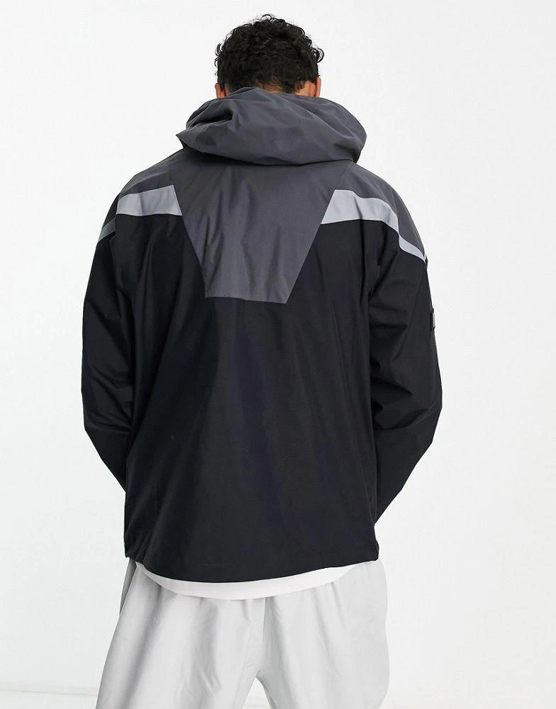 商品Berghaus|Berghaus Dean Street unisex Eclipse panel waterproof jacket in black,价格¥1654,第3张图片详细描述