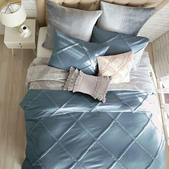 商品Peri Home|Chenille Lattice Standard Sham,价格¥299,第5张图片详细描述