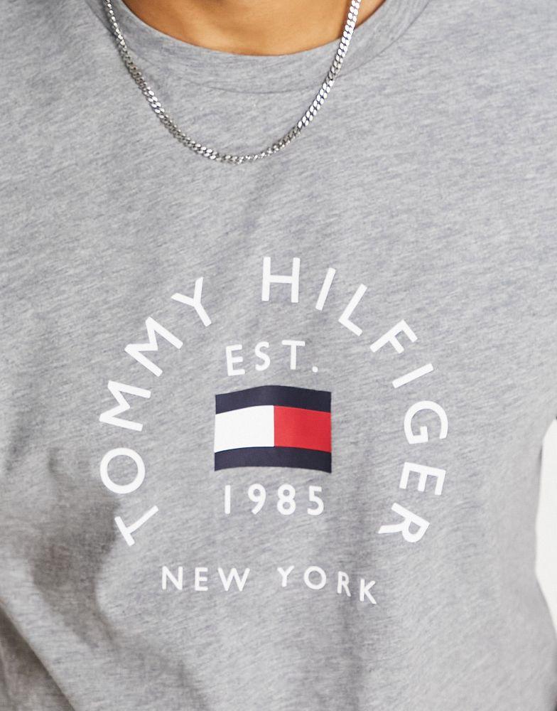 Tommy Hilfiger flag arch logo cotton t-shirt in dark grey商品第3张图片规格展示